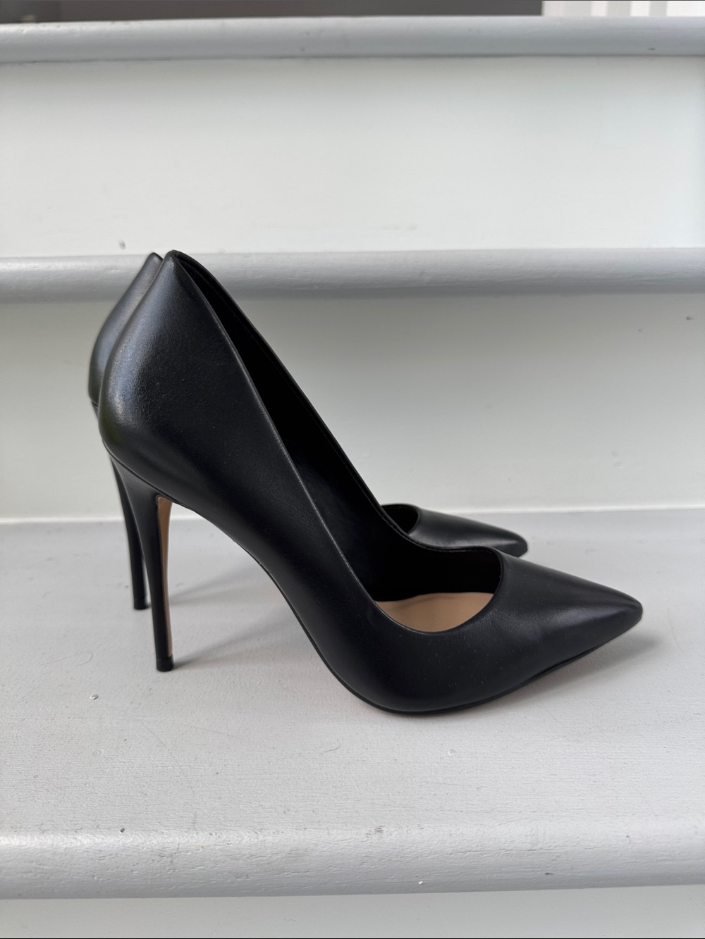 Classic Black Pointed-Toe Stiletto Pumps - Women